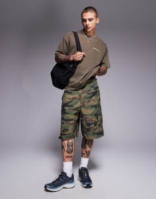 Courtside Baggy Distressed Cargo Shorts