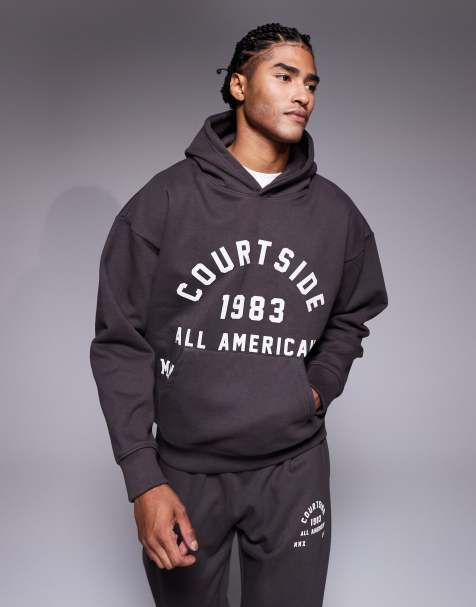 Courtside - Brun oversized pullover-hættetrøje med college-print - Del af sæt - view 1