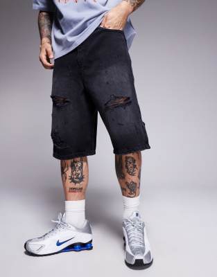 Courtside Courtside extreme distressed denim jort in washed black