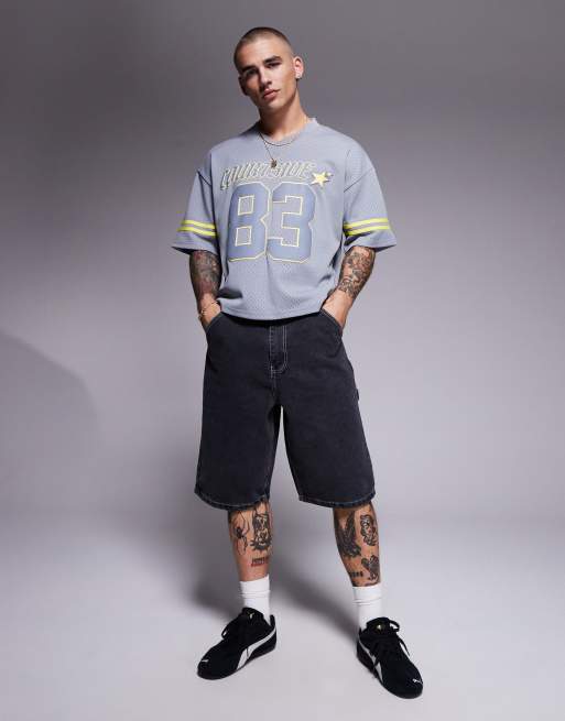 Courtside - Jorts in denim nero slavato taglio medio con tasca ricamata sul retro