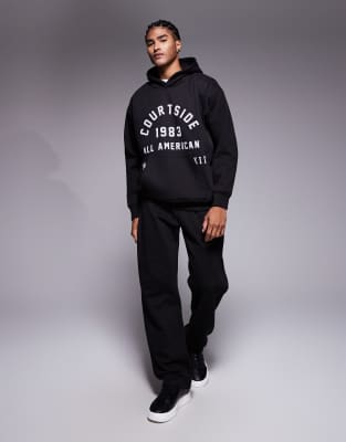 Courtside Oversized Pullover Hoodie In Black