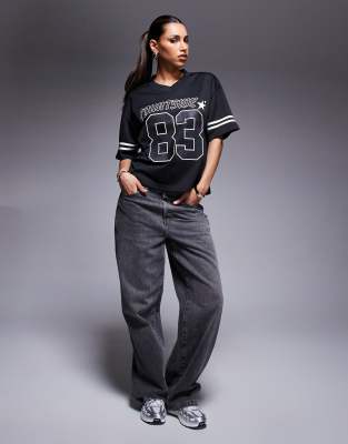 Courtside Sports Top With Contrast Stripe Detail In Black