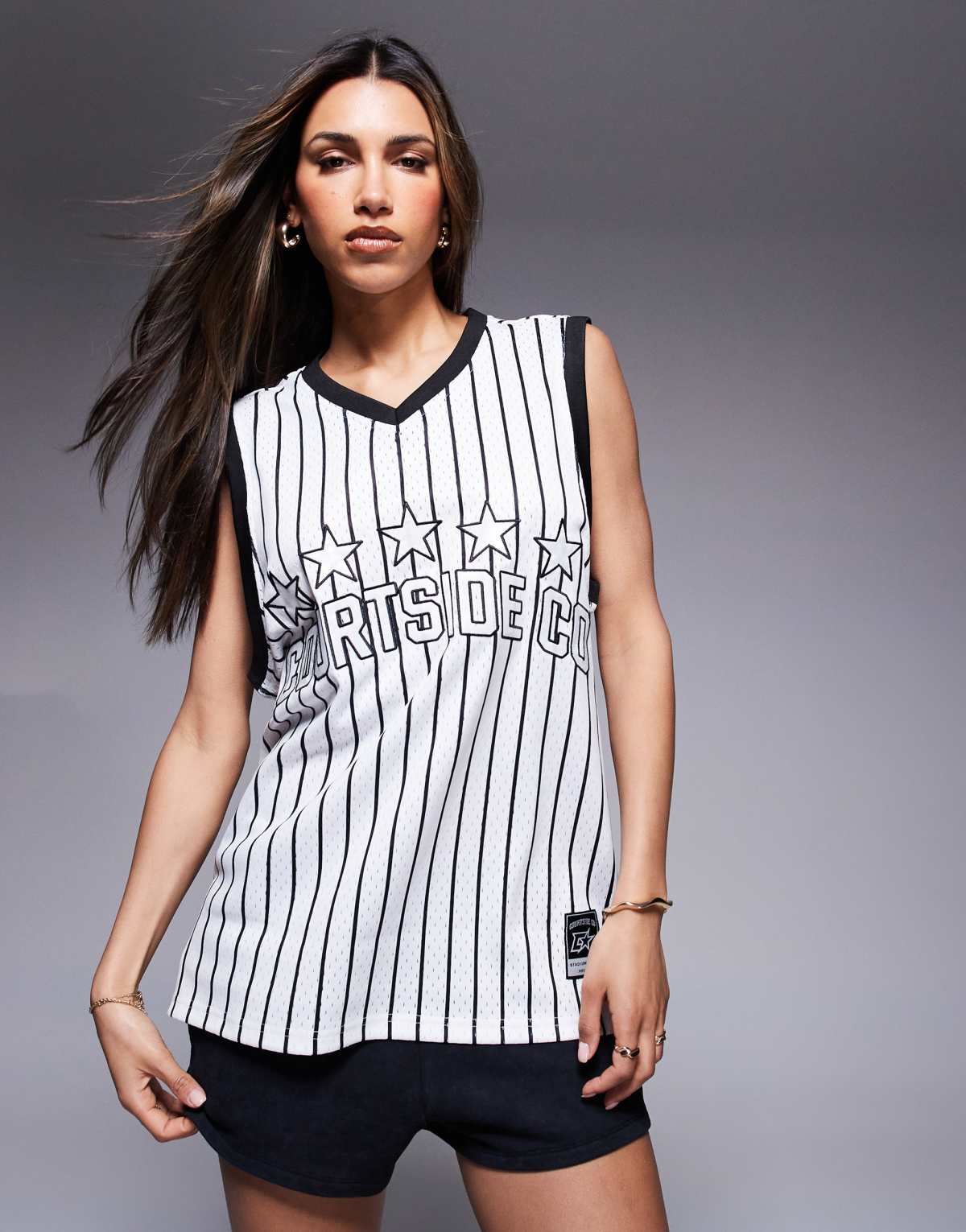 Courtsidelog detail oversized vest in white stripe