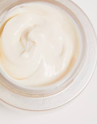 De Benefiance Alisadora Shiseido Ml Fps25 Crema Día Con 50 nX0Nw8OPkZ