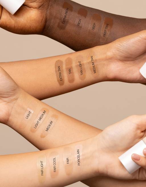 Crema hidratante con color GloWish Multidew de Huda Beauty, 2 de 5