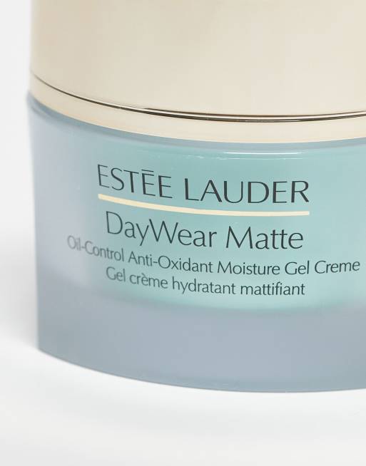 Crema hidratante matificadora DayWear Matte de 50 ml de Estée Lauder, 3 de 4