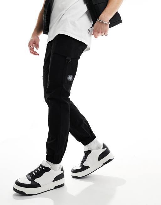 Criminal Damage cargo pants with pockets in black