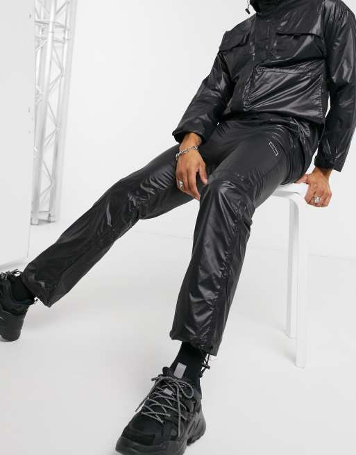 Frustration farve maske Criminal Damage nylon utility jogger in black | ASOS