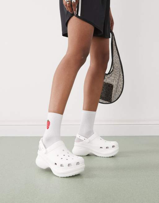 Crocs – Bae – Clogs in Weiß, 2 von 4