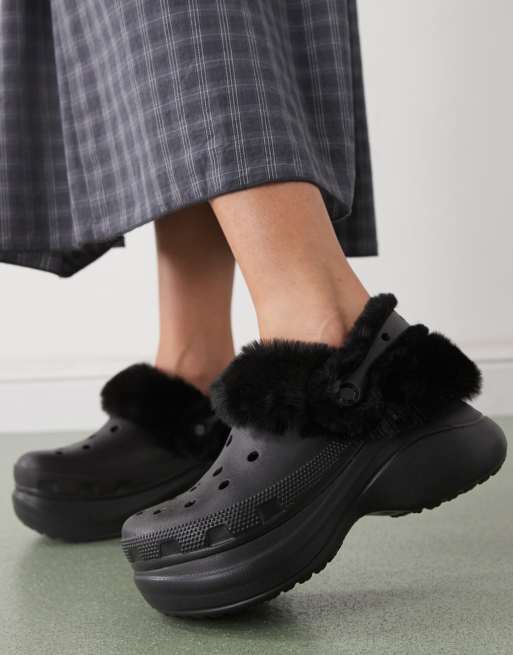 Crocs – Bae – Czarne chodaki na platformie z podszewką ze sztucznego futra, 4 z 4
