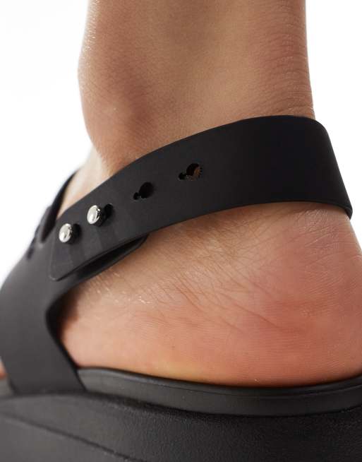 Crocs - Brooklyn - Sandali bassi neri con zeppa, 3 di 4