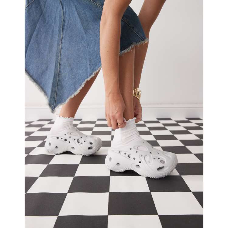 国内配送 CROCS CAGED CLOG ATMOSPHERE Crocs caged clog in atmosphere | ASOS