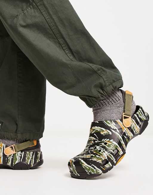 Camo clogs outlet