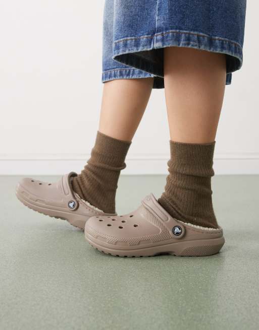 Crocs – Classic – Brązowoszare chodaki z wyściółką, 3 z 4