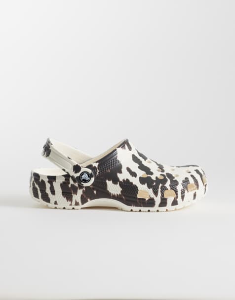 Crocs – Classic – Chodaki w krowie łaty - view 1