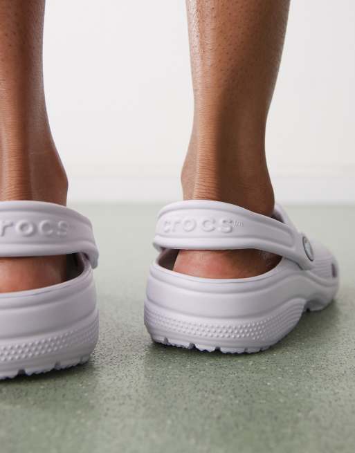 Crocs Classic clog in grape