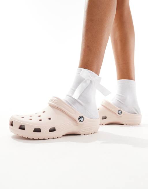  Crocs Classic clog in light pink