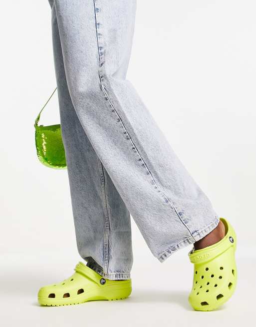 Crocs classic clogs in Citrus | ASOS