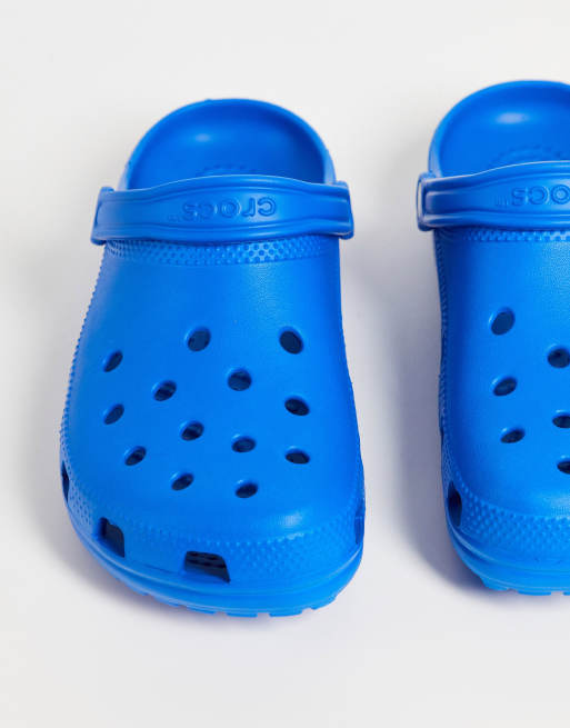 Bright on sale blue crocs