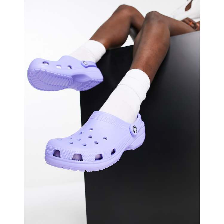 Violet crocs store