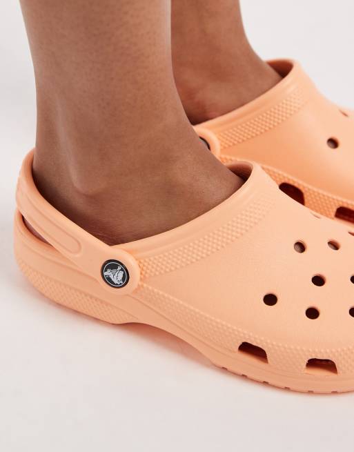 Crocs Classic clogs in electric sunstone, 2 of 4