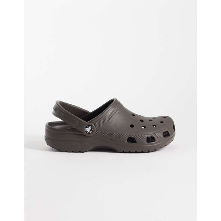 Crocs Classic clogs in espresso | ASOS