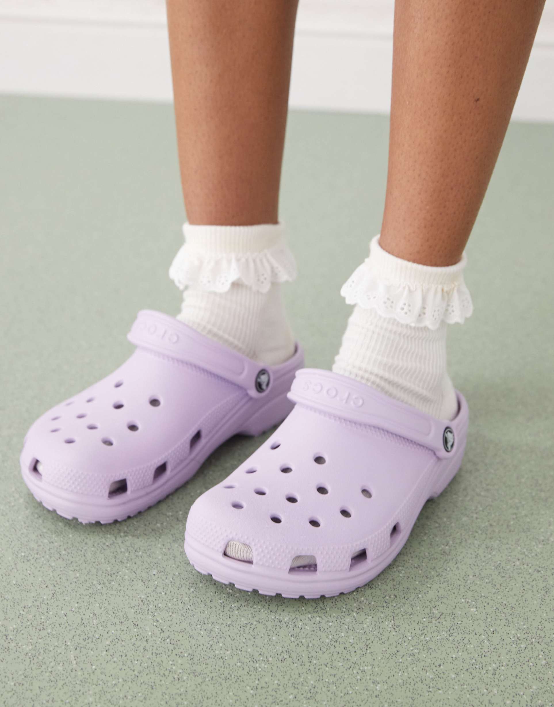 crocs classic clogs in lavender