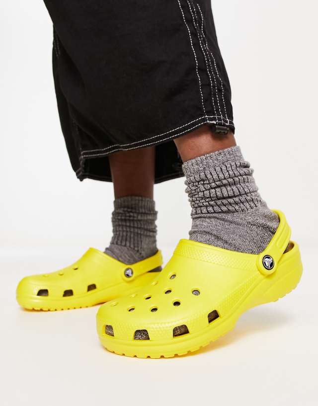 Crocs classic clogs in Lemon