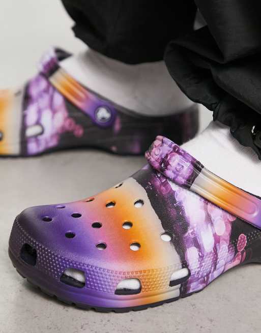 Crocs classic clogs in meta scape print | ASOS