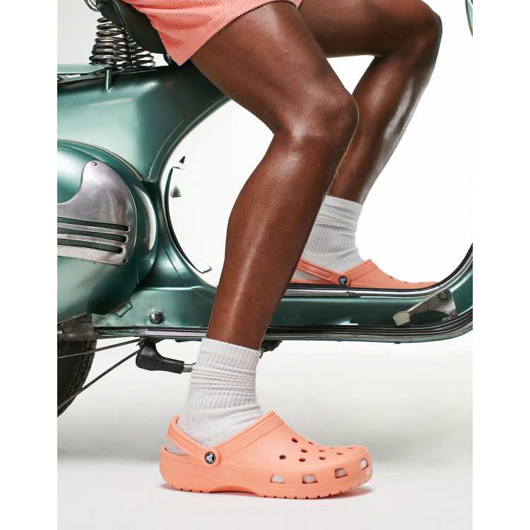 crocs on feet