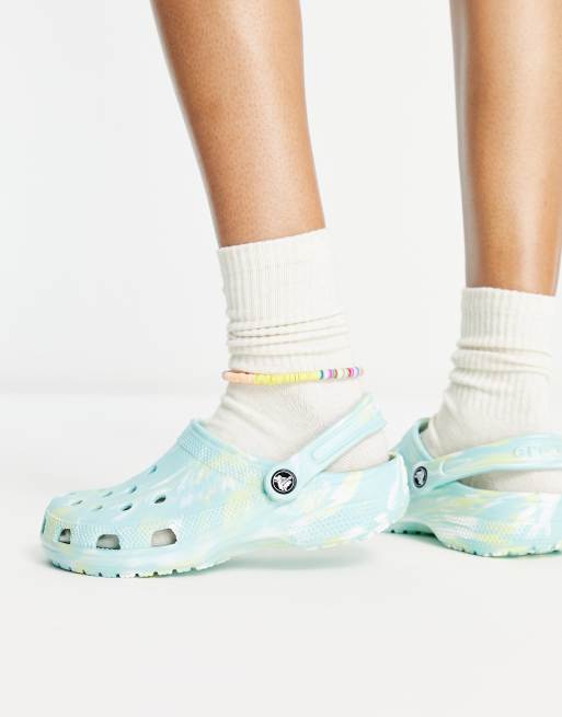 Crocs classic clogs in pure water marble | ASOS