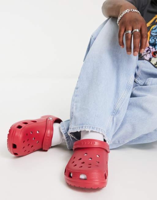 Red deals crocs shoes