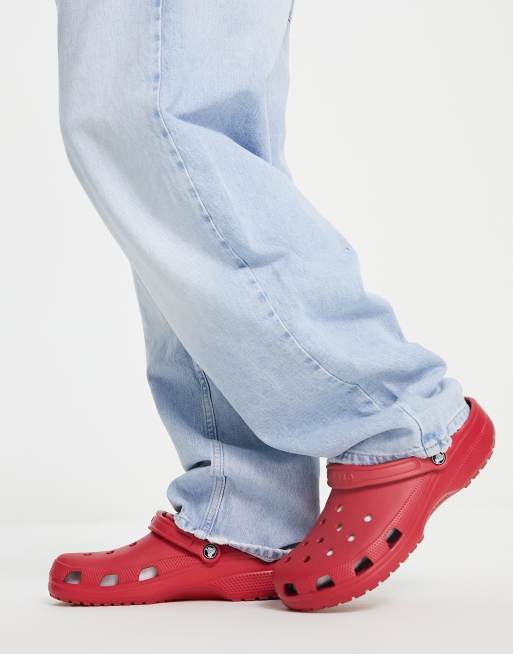 Red crocs online