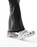 [Crocs] Crocs classic clogs in silver glitter 41-42 SILVER