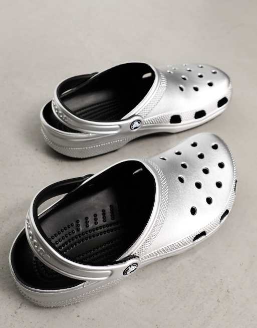 Silver on sale crocs women's