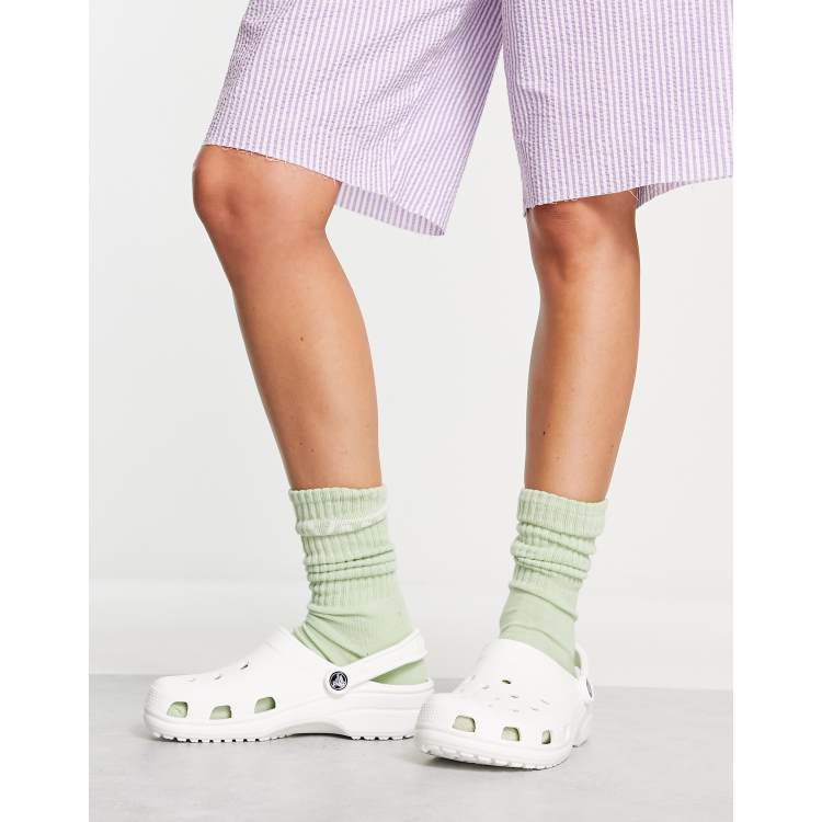 White on sale classic crocs