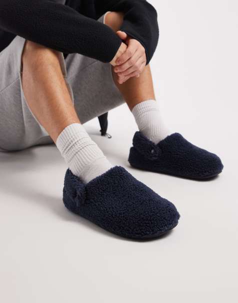 Crocs - Classic Cozzzy - Marineblå hjemmesko i fleece - view 1