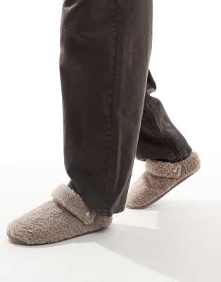 Slippers 1