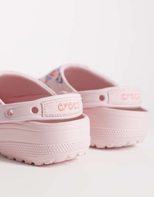 Crocs Classic Crafted floral clogs in pink, 3 of 4
