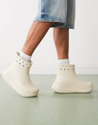   Classic crush boot in bone
