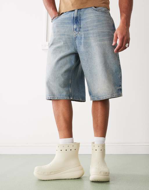  Crocs Classic crush boot in bone, 2 of 4