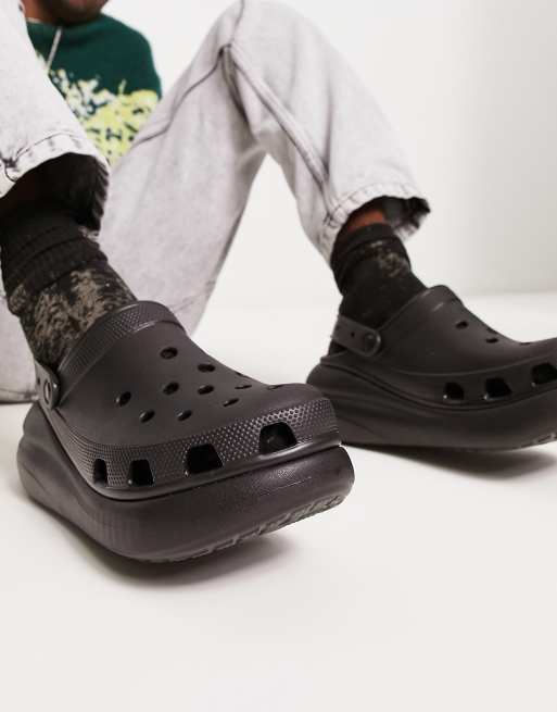 Crocs store men's clogs