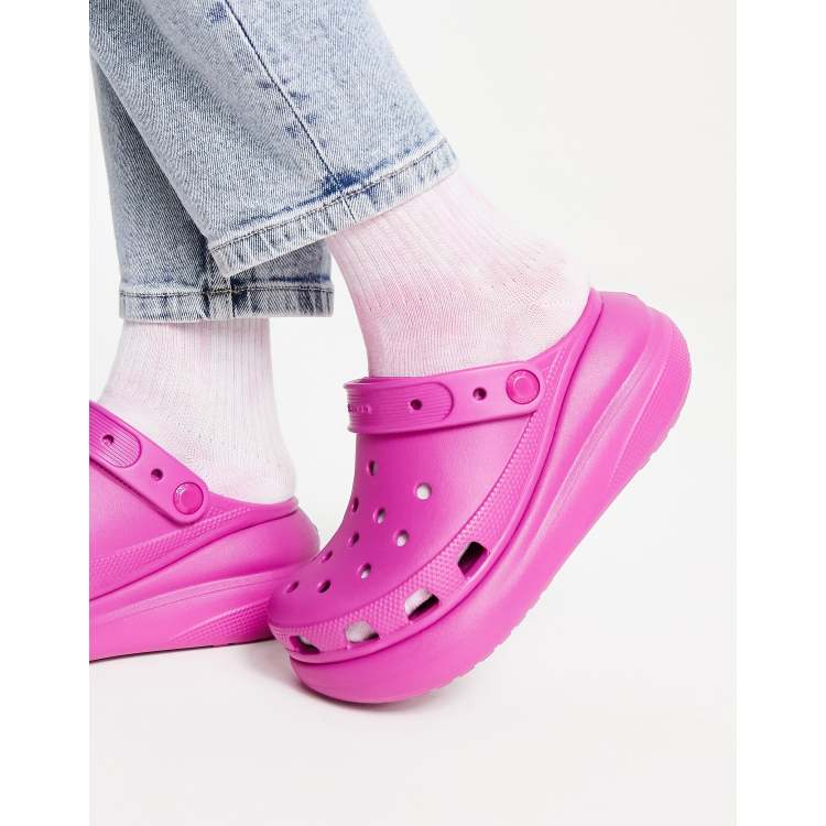 Crocs classic crush clogs in fuschia fun | ASOS