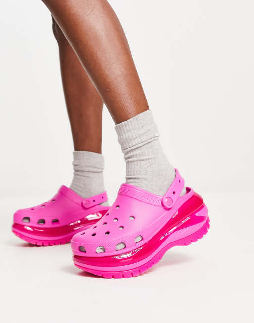 Crocs – Classic Crush – Jaskraworóżowe chodaki