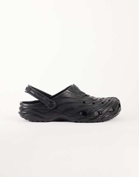 Crocs Classic Erosion Clogs in Schwarz - view 1