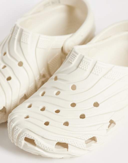 Crocs Classic Erosion træsko i Summit White, 3 af 4