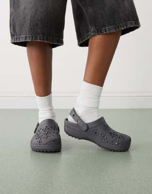  classic floral cut out clog  moon