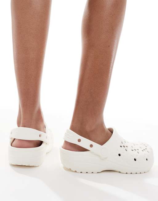 [CROCS] サンダル CLASSIC FLORAL CUT OUT CLOG チョーク Crocs Classic Floral Cut-Out Clogs – ShopCGX