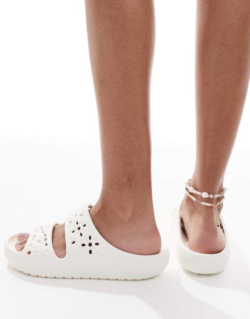 Crocs Classic floral cut-out sandals in chalk, 4 of 4