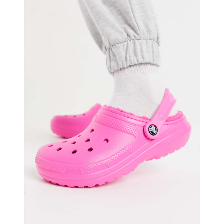 Pink fuzz best sale lined crocs